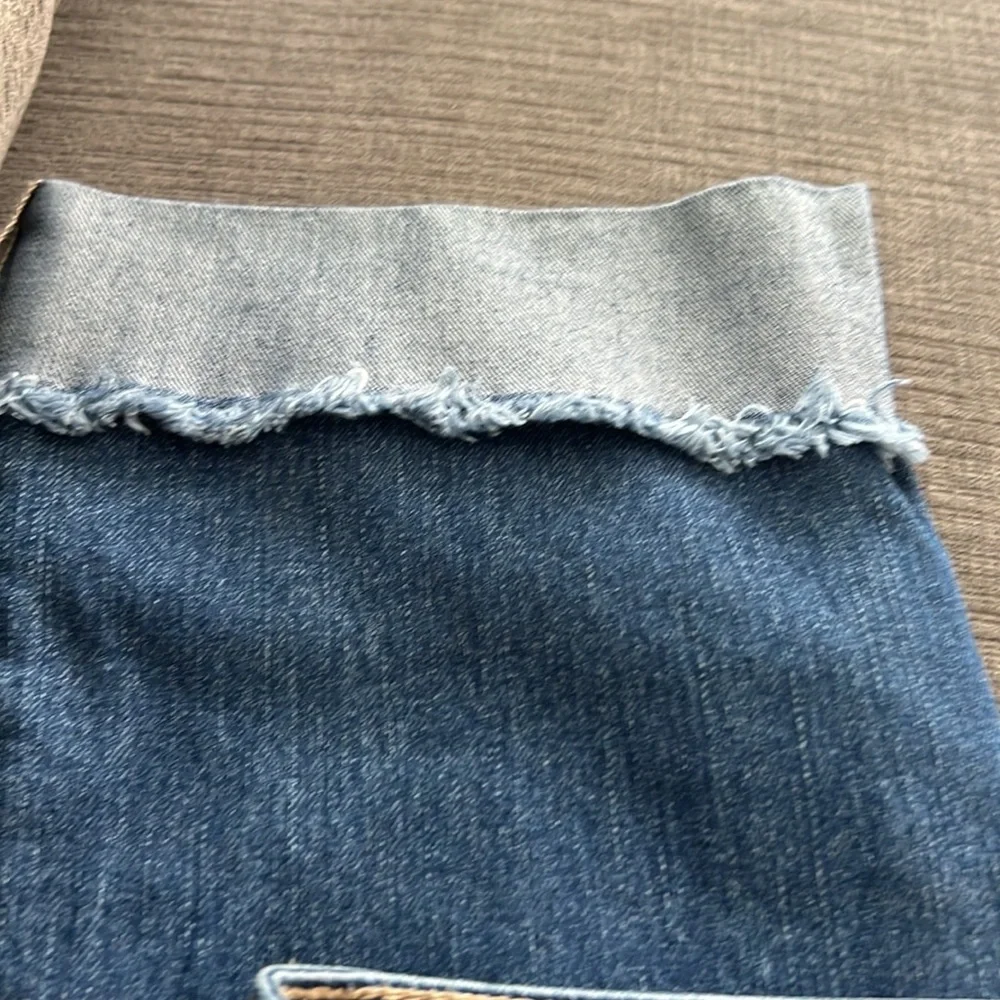 Jennifer Lopez jeans - Picture 3 of 5